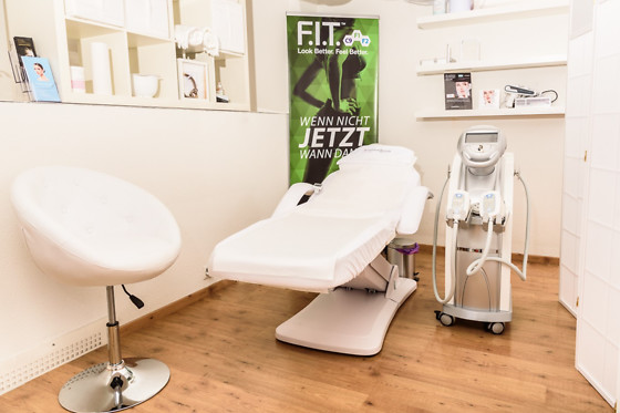 Health & Beauty Lounge - photo 2