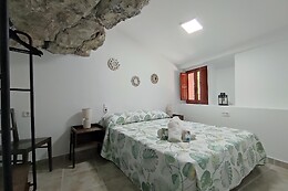 CASA CUEVA EL PORTÓN
