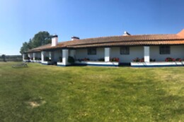 Monte da Oliveirinha Country House