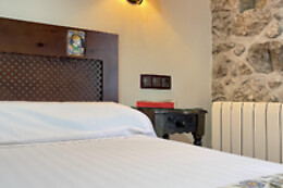 HOTEL LA POSADA DEL REY