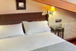 HOTEL LA POSADA DEL REY