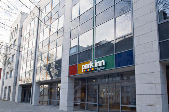 Park Inn by Radisson Budapest Hotel - photo 2
