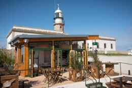 HOTEL FARO LARIÑO