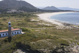 HOTEL FARO LARIÑO
