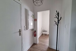 FAMILY SURF HOME