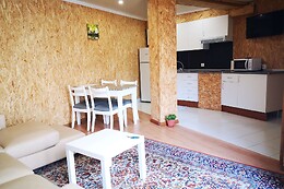 FAMILY SURF HOME
