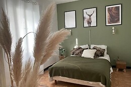 Chez Tatie Ménie