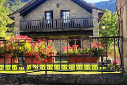 HOTEL RURAL EL MIRADOR DE LOS PIRINEOS