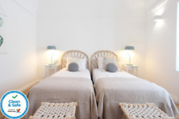 LAVRADORES BOUTIQUE GUESTHOUSE