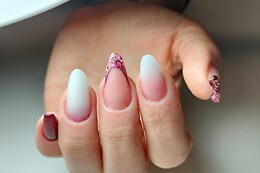 Miss Nail's