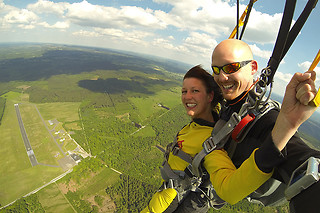 Een parachutesprong met Skydive Spa (Spa - Luik)
