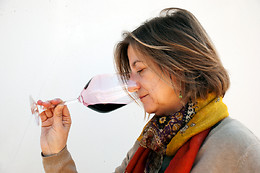 BODEGAS ELIAS MORA