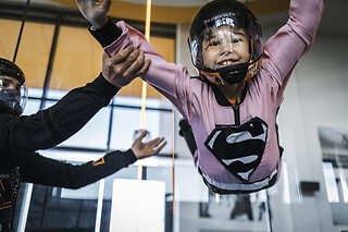 Simulateur de chute libre (2 vols) - 1 enfant - Flyin Liège - Grâce-Hollogne (Liège)