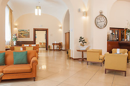 Le Cheminée Hotel
