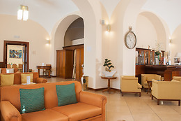 Le Cheminée Hotel