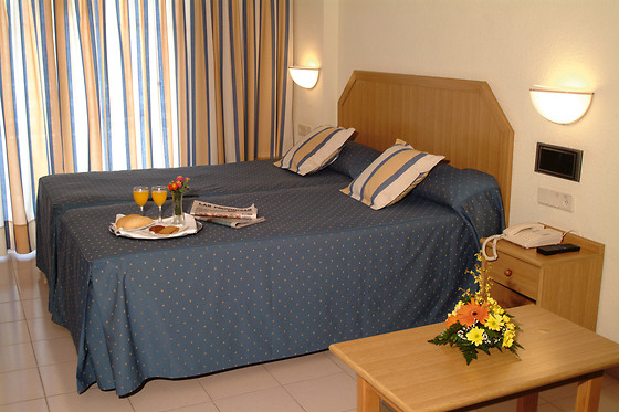 HOTEL AR ROCA ESMERALDA & SPA - photo 1