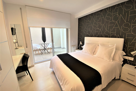 HOSTAL SOMNIS - photo 1