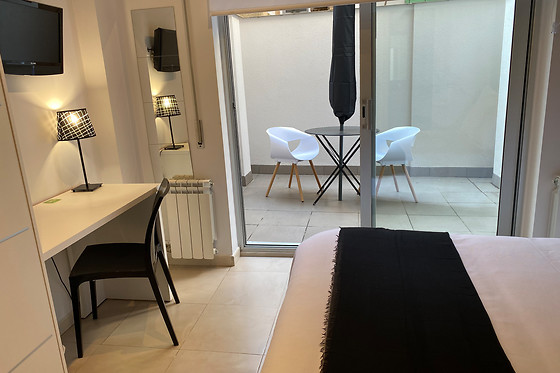 HOSTAL SOMNIS - photo 4