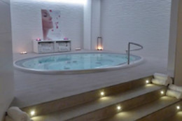 HOTEL POMPAELO URBAN SPA