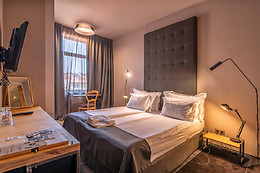Hotel 36