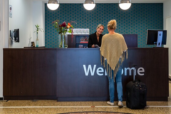 Hotel Docklands - photo 4