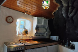 CASA CUEVA EL POZO DE LAS CALCOSAS