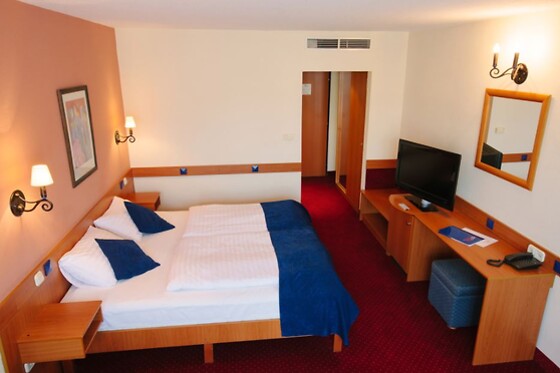 Hotel Mediterran - photo 4