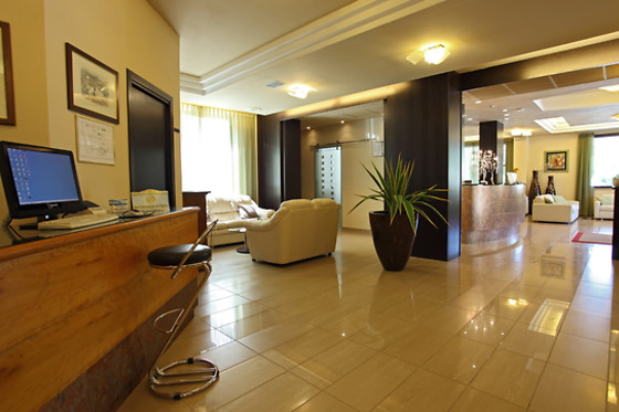 Euro hotel - photo 1