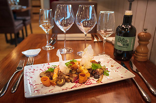 Een gastronomisch driegangenmenu met drank voor 2 bij Le Resto des Halles (Waver - Waals-Brabant)