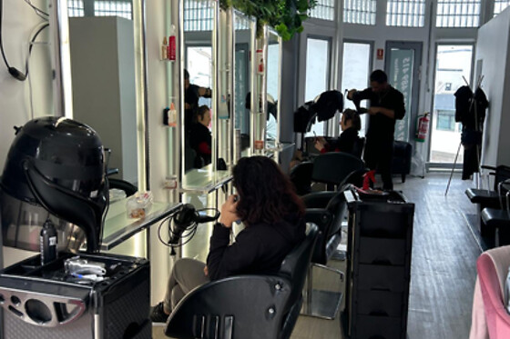 Cabeleireiro Karol coiffeur e Estética - photo 6