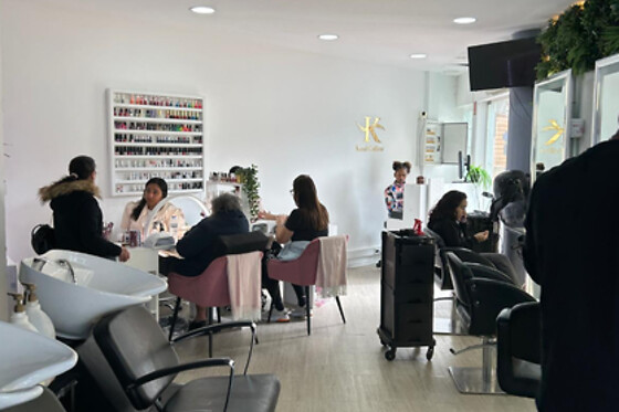 Cabeleireiro Karol coiffeur e Estética - photo 8