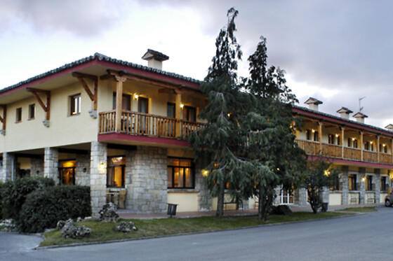 HOTEL RURAL HACIENDA LOS ROBLES - photo 0