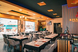 Khazana Tandoori & Grill