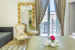 Keramos Luxury Rooms