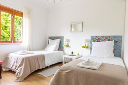 MEIO CENTER COUNTRY HOUSE