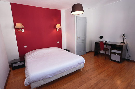 Hôtel Les Trois Lys - photo 2