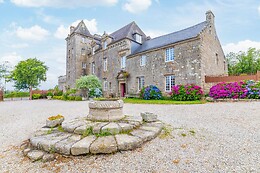 Hotel The Originals Manoir de Moëllien
