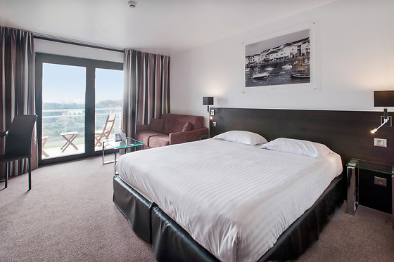 Golden Tulip Pornic - photo 1