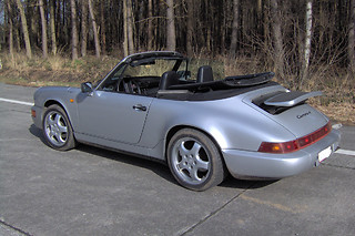 Een Porsche 911 Carrera 4 Cabrio besturen van Porsche 4 Rent (Oostkamp - West-Vlaanderen)