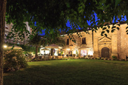 HOTEL LOS GUARDESES