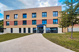 Zenitude Hôtel-Résidences : Magny-les-Hameaux - Versailles ***