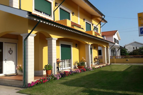 A CASA DA TI LAURA - photo 0
