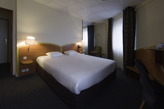 Hotel Kyriad Lamballe - photo 9