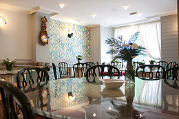 HOTEL MARÍA LUISA