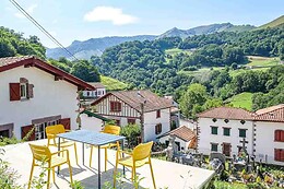 Hôtel restaurant Erreguina