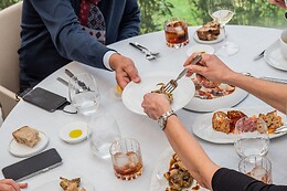 HÜNICO RESTAURANTE