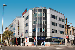 HOTEL DOMO