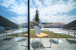 Azores Book Hotel