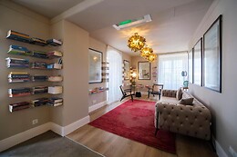 Azores Book Hotel