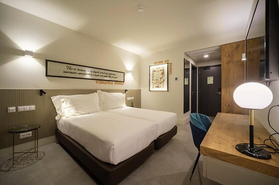 Azores Book Hotel - photo 12